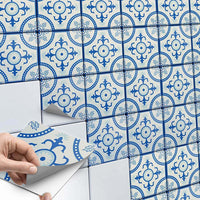 Fliesenaufkleber Küche Main - Blue Pattern Line
