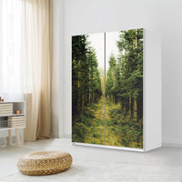 Möbel Klebefolie Green Alley - IKEA Pax Schrank 201 cm Höhe - Schiebetür 75 cm - Schlafzimmer