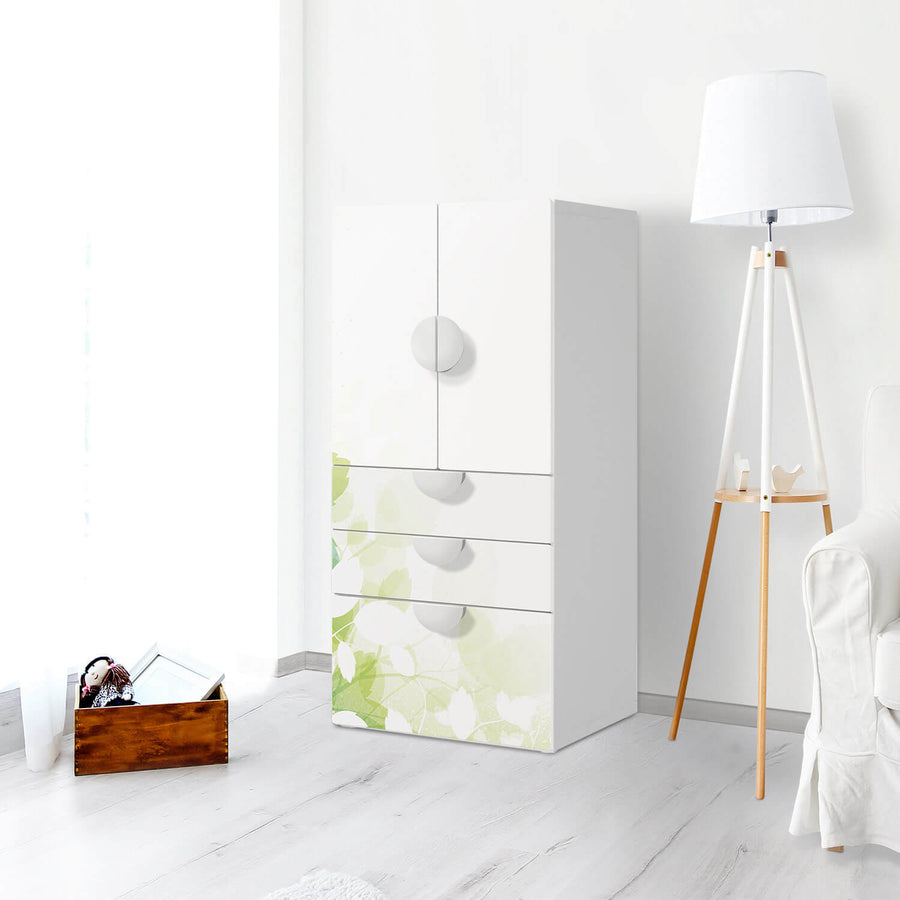 Möbelfolie Flower Light - IKEA Smastad kombiniert - 3 Schubladen und 2 kleine Türen - Kinderzimmer