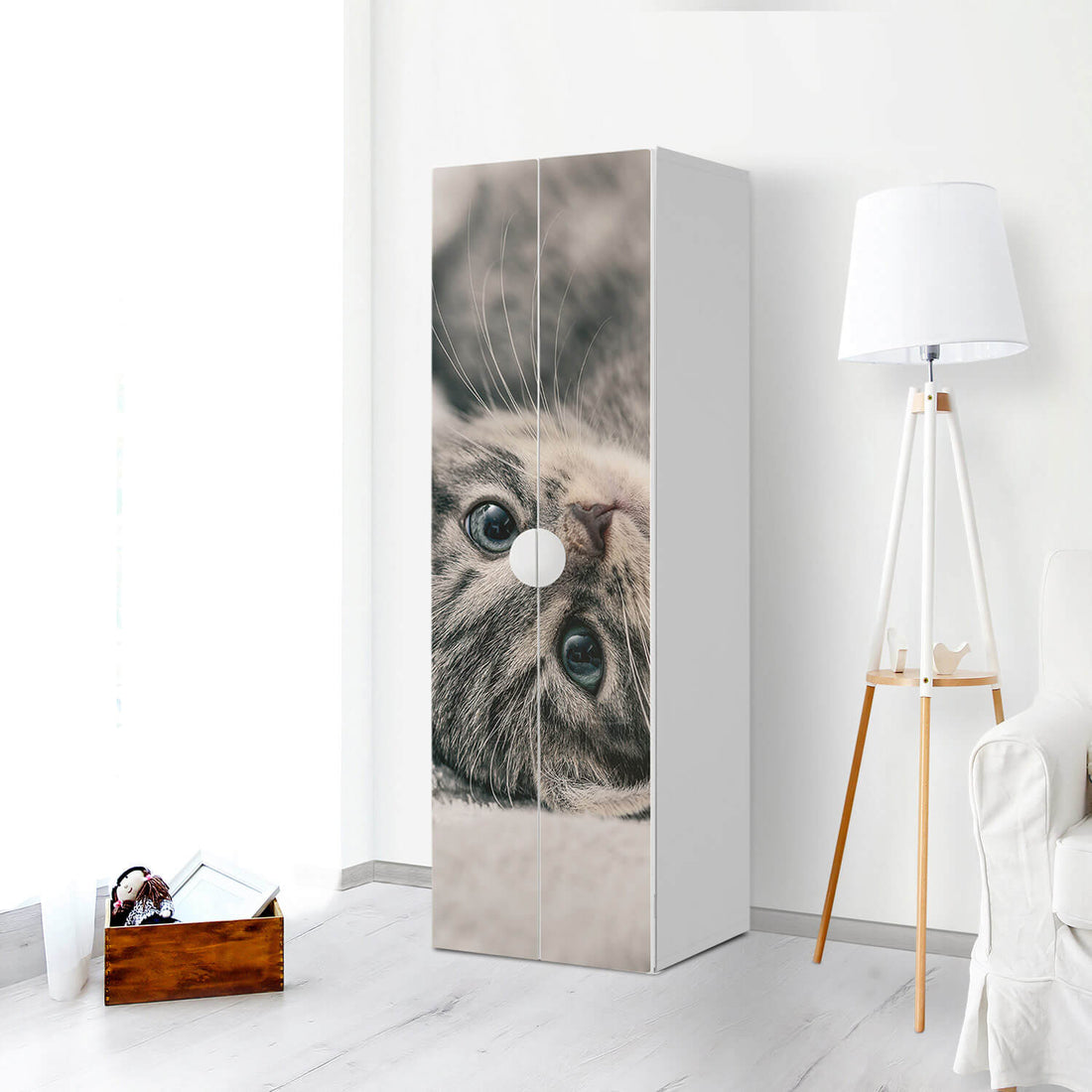 Selbstklebende Folie Kitty the Cat - IKEA Smastad kombiniert - 2 große Türen und 2 kleine Türen - Kinderzimmer