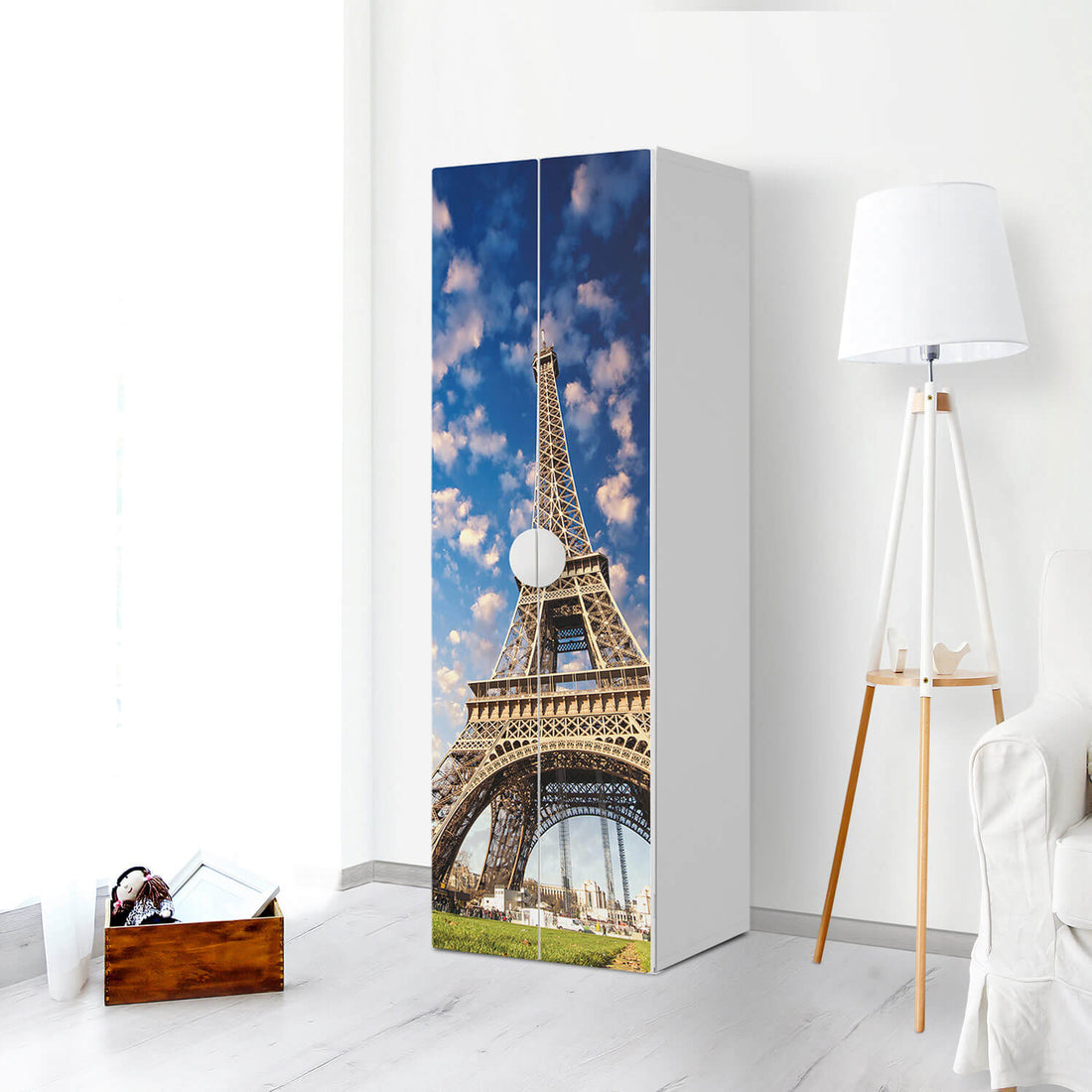 Selbstklebende Folie La Tour Eiffel - IKEA Smastad kombiniert - 2 große Türen und 2 kleine Türen - Kinderzimmer