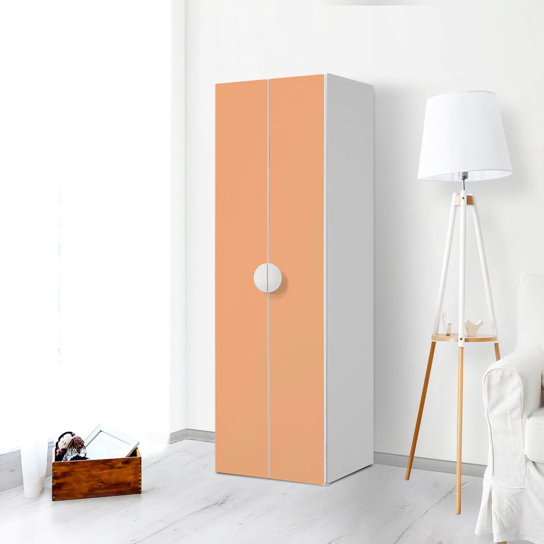 Selbstklebende Folie Orange Light - IKEA Smastad kombiniert - 2 große Türen und 2 kleine Türen - Kinderzimmer
