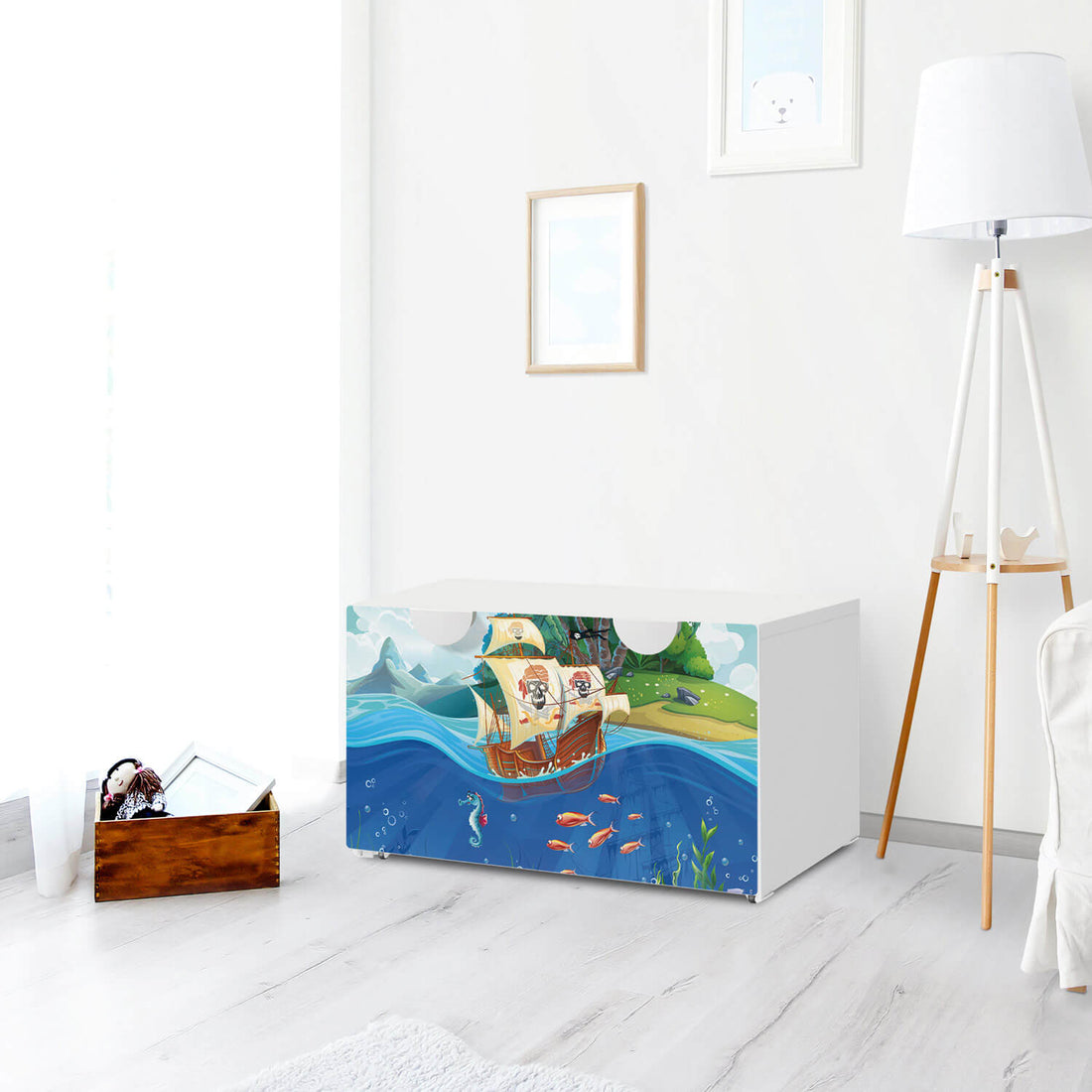 Möbelfolie Pirates - IKEA Smastad Bank mit Kasten - Kinderzimmer