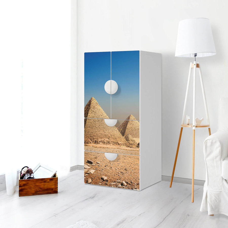 Möbelfolie Pyramids - IKEA Smastad kombiniert - 2 Schubladen und 2 kleine Türen - Kinderzimmer