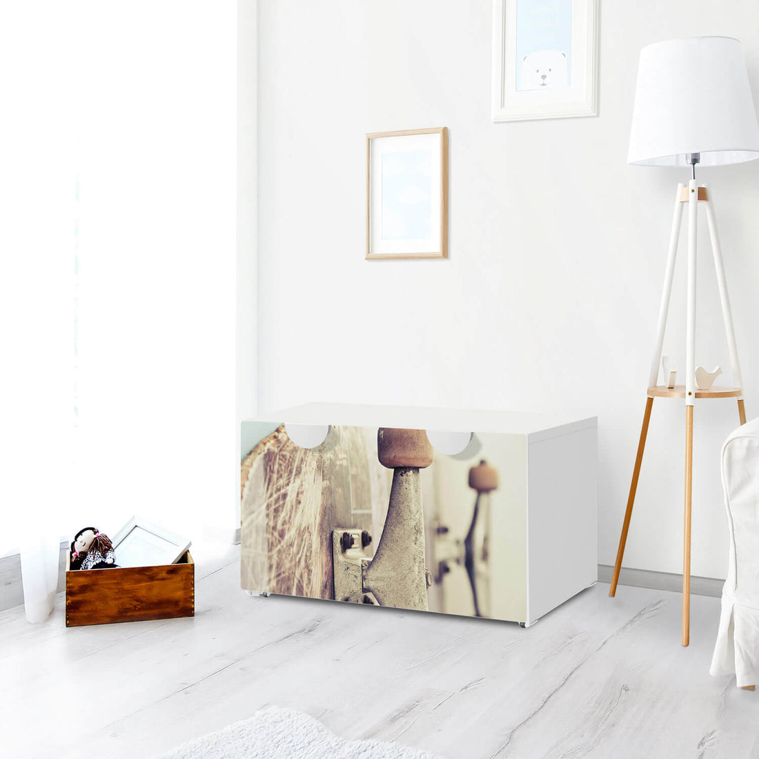 Möbelfolie Skateboard - IKEA Smastad Bank mit Kasten - Kinderzimmer