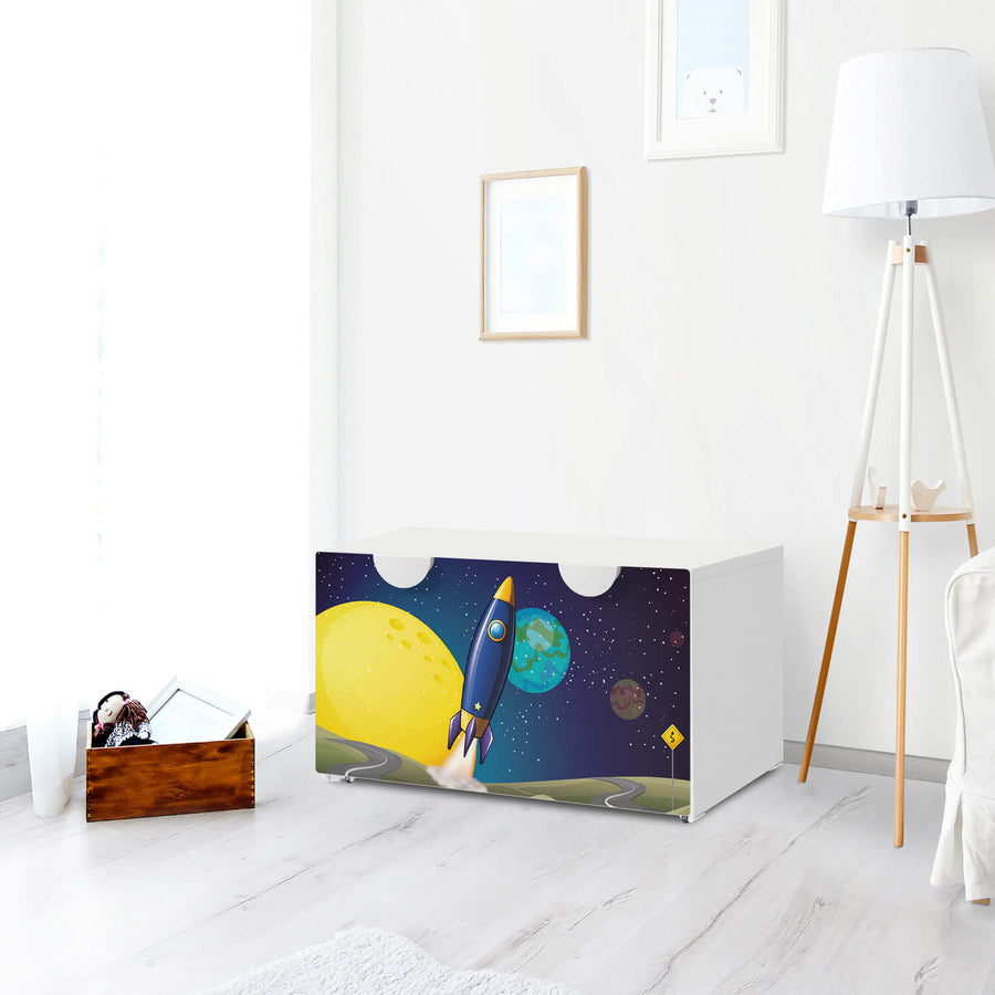 Möbelfolie Space Rocket - IKEA Smastad Bank mit Kasten - Kinderzimmer
