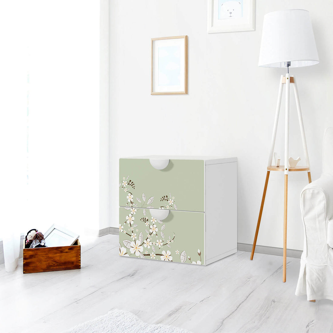 Klebefolie für Möbel White Blossoms - IKEA Smastad Kommode - 2 Schubladen - Kinderzimmer