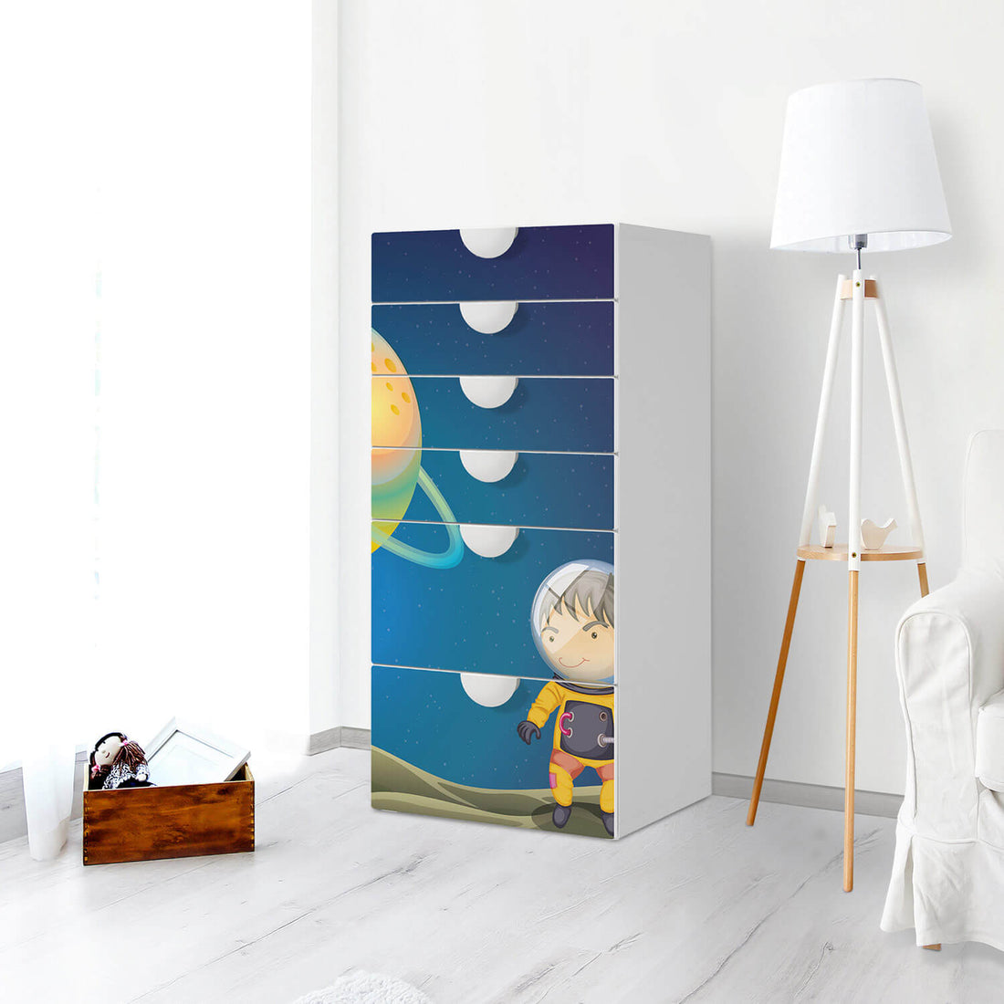 Klebefolie für Möbel Young Explorer - IKEA Smastad Kommode - 6 Schubladen - Kinderzimmer