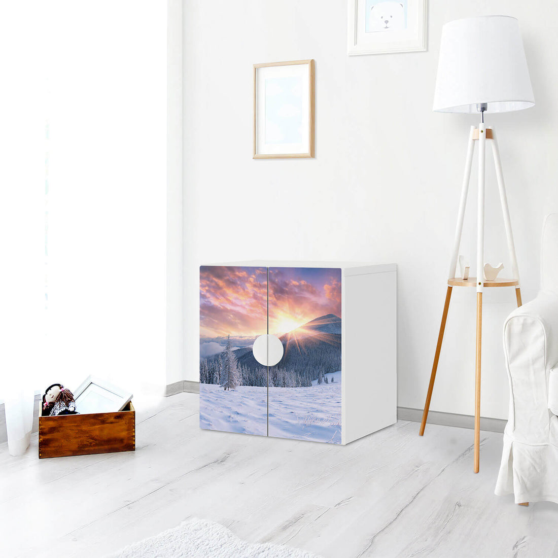 Selbstklebende Folie Zauberhafte Winterlandschaft - IKEA Smastad Schrank - 2 kleine Türen - Kinderzimmer