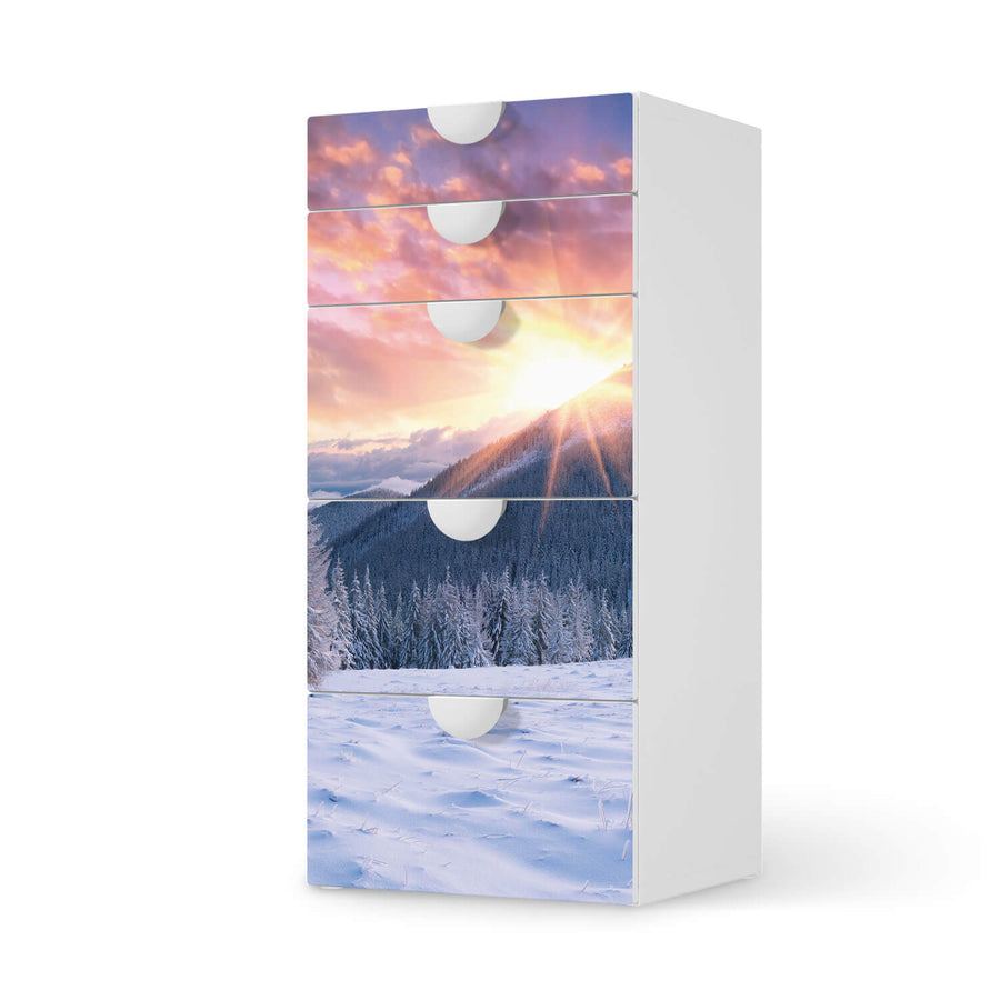 Möbel Klebefolie Zauberhafte Winterlandschaft - IKEA Smastad Kommode - 5 Schubladen  - weiss