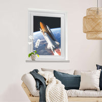 Fensterfolie [hoch] Space Traveller  - Wohnzimmer70cm x 100cm