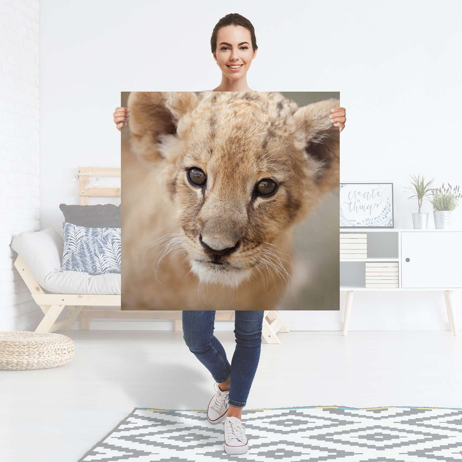 Selbstklebender Folienbogen Simba - Größe: 90x90 cm