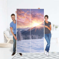 Klebefolie für Möbel Zauberhafte Winterlandschaft - IKEA Besta Schrank Hoch 2 Türen - Folie