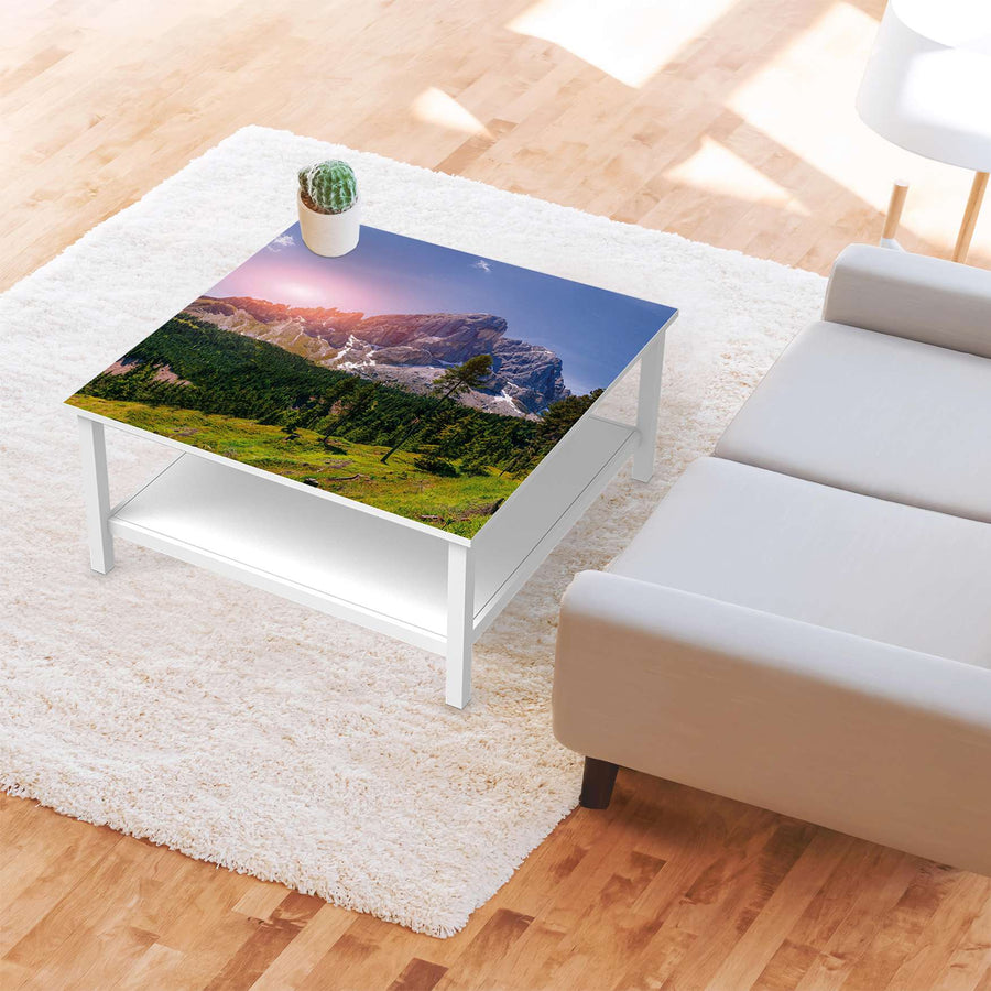 Klebefolie für Möbel Alpenblick - IKEA Hemnes Couchtisch 90x90 cm - Wohnzimmer