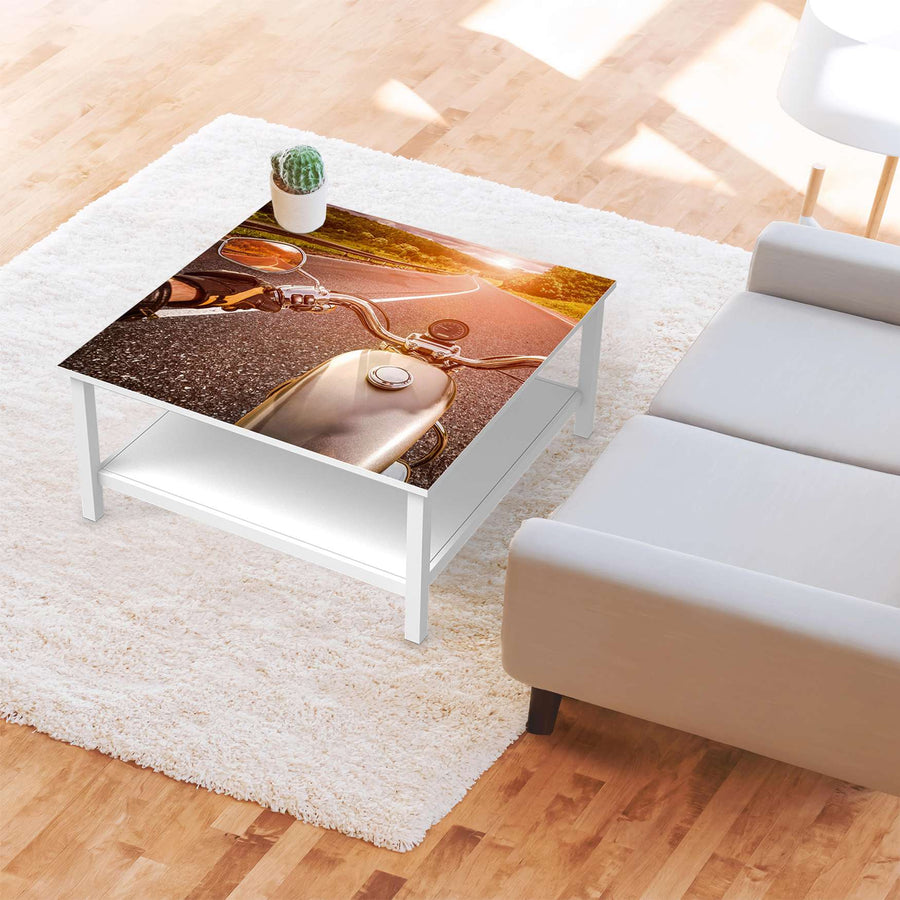 Klebefolie für Möbel Easy Rider - IKEA Hemnes Couchtisch 90x90 cm - Wohnzimmer