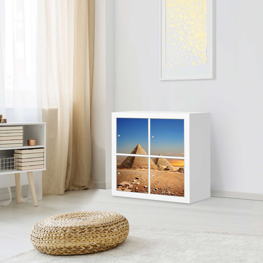 Klebefolie für Möbel Pyramids - IKEA Kallax Regal 4 Türen - Wohnzimmer