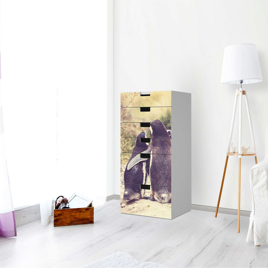 Klebefolie für Möbel Pingu Friendship - IKEA Stuva Kommode - 6 Schubladen - Wohnzimmer