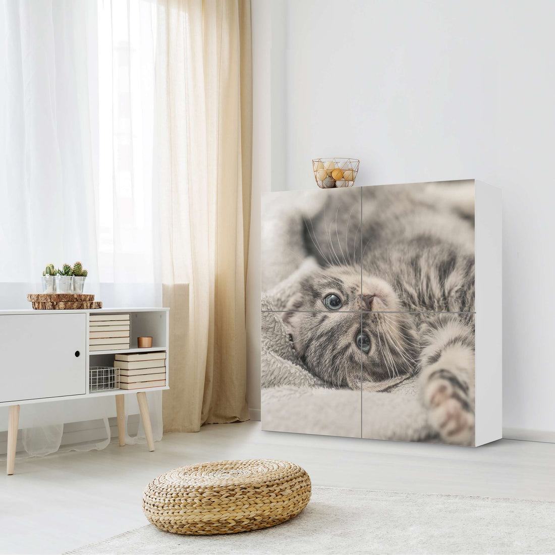 Klebefolie für Schränke Kitty the Cat - IKEA Besta Schrank Quadratisch 4 Türen - Wohnzimmer