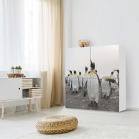 Klebefolie für Schränke Penguin Family - IKEA Besta Schrank Quadratisch 4 Türen - Wohnzimmer