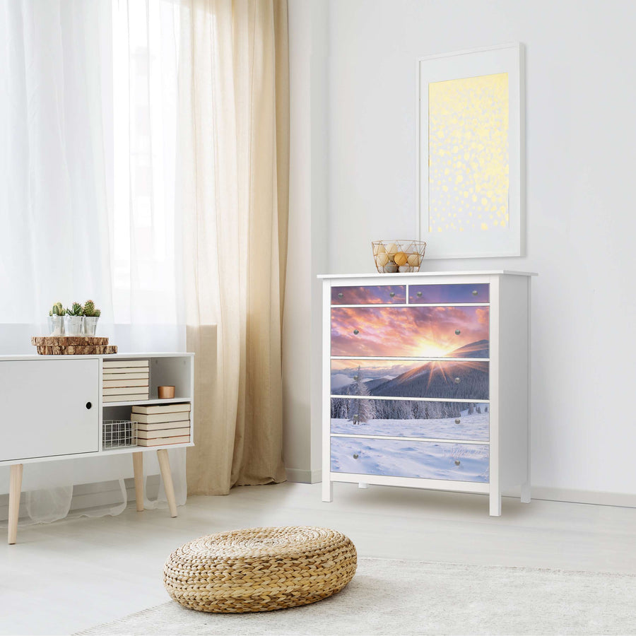 Klebefolie Zauberhafte Winterlandschaft - IKEA Hemnes Kommode 6 Schubladen - Wohnzimmer