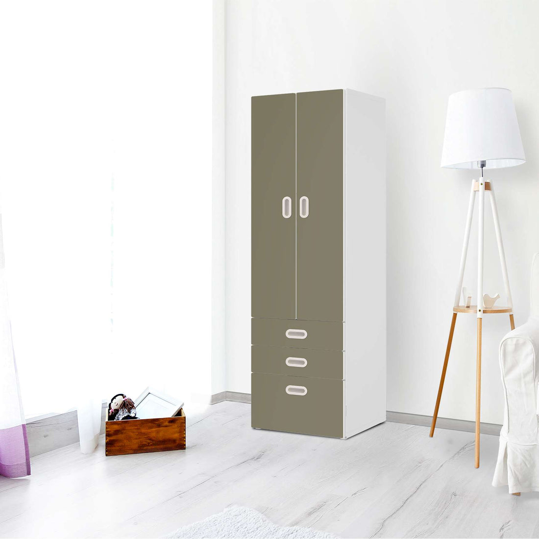 Klebefolie Braungrau Light - IKEA Stuva / Fritids kombiniert - 3 Schubladen und 2 große Türen - Kinderzimmer