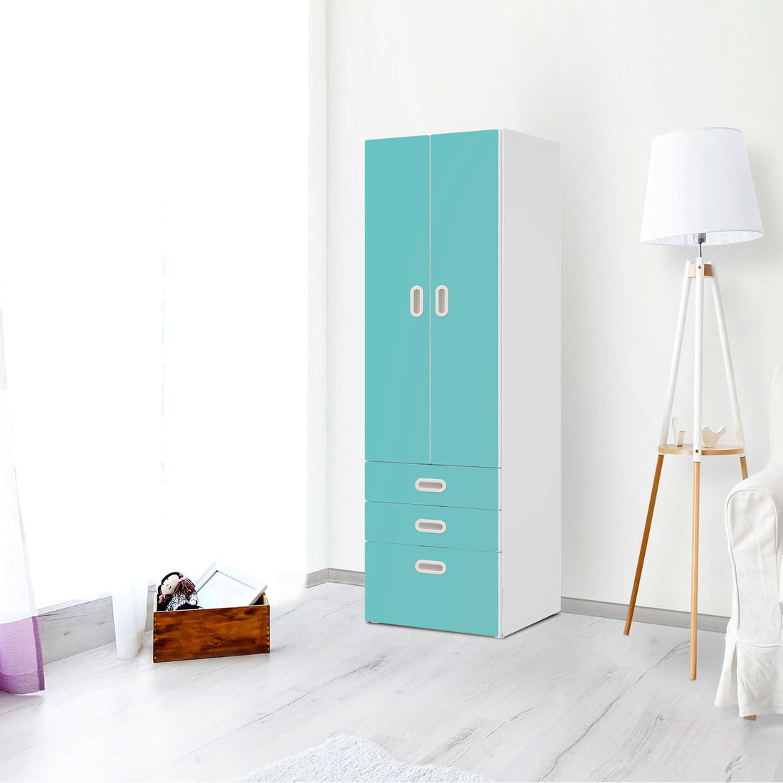 Klebefolie Türkisgrün Light - IKEA Stuva / Fritids kombiniert - 3 Schubladen und 2 große Türen - Kinderzimmer