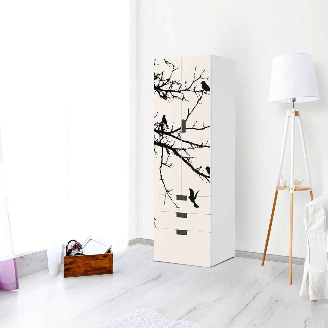 Klebefolie Tree and Birds 1 - IKEA Stuva kombiniert - 3 Schubladen und 2 große Türen (Kombination 1) - Wohnzimmer
