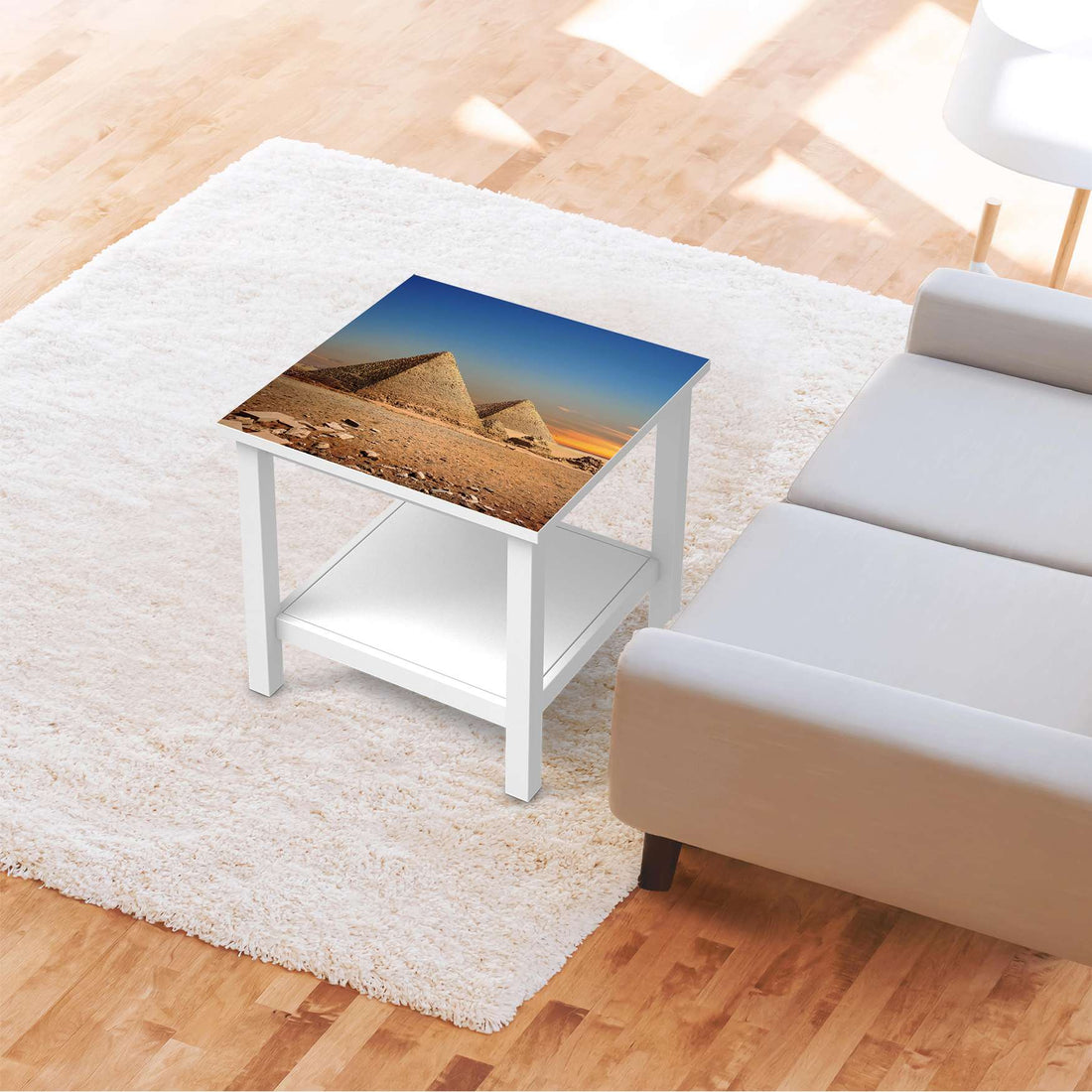 Möbel Klebefolie Pyramids - IKEA Hemnes Beistelltisch 55x55 cm - Wohnzimmer