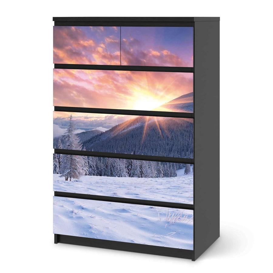 Möbel Klebefolie Zauberhafte Winterlandschaft - IKEA Malm Kommode 6 Schubladen (hoch) - schwarz
