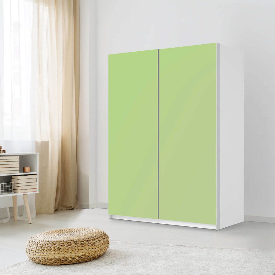 Möbel Klebefolie Hellgrün Light - IKEA Pax Schrank 201 cm Höhe - Schiebetür 75 cm - Schlafzimmer