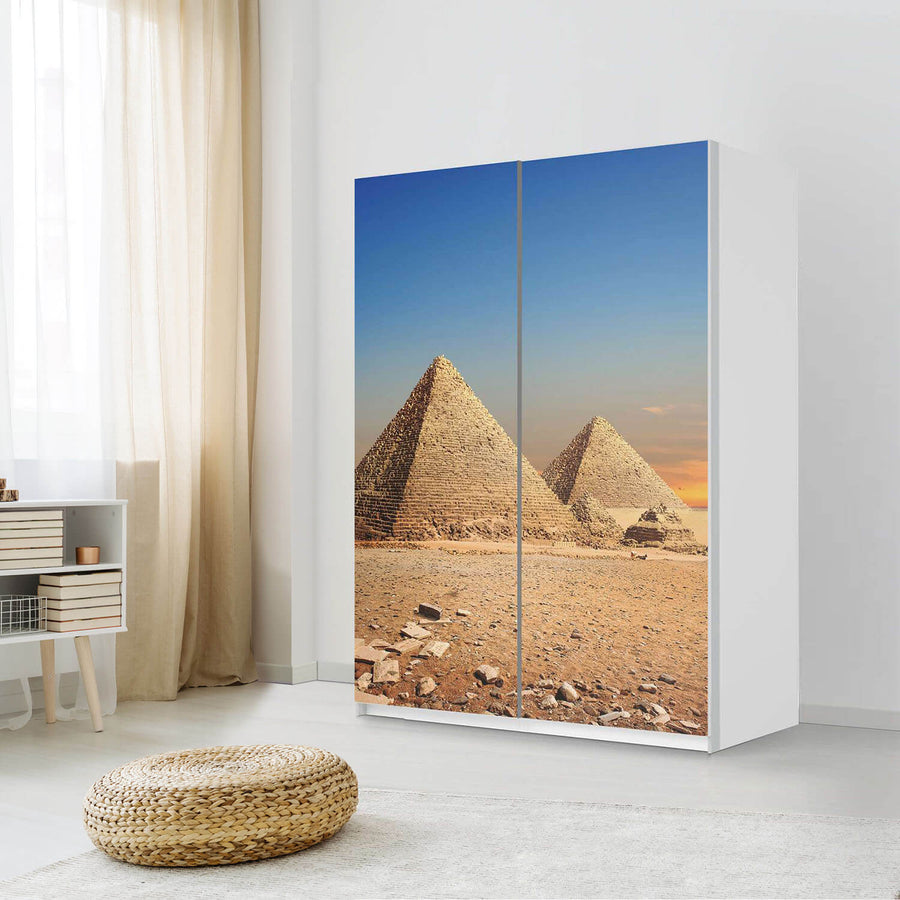 Möbel Klebefolie Pyramids - IKEA Pax Schrank 201 cm Höhe - Schiebetür 75 cm - Schlafzimmer