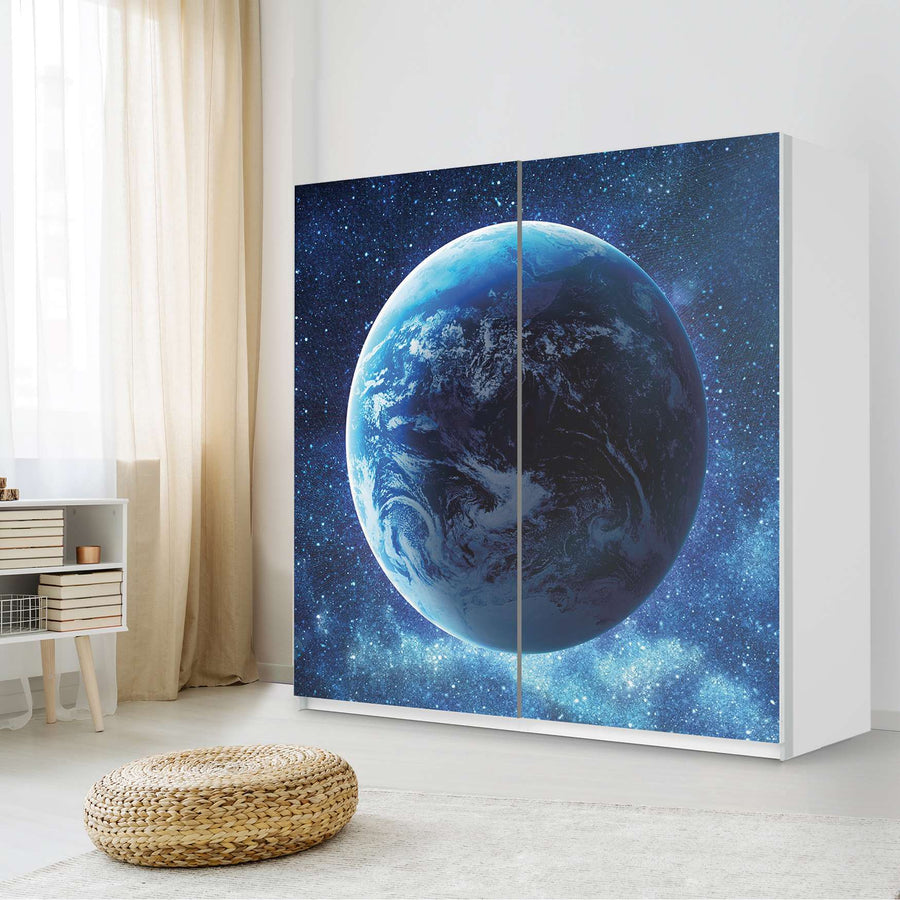 Möbel Klebefolie Planet Blue - IKEA Pax Schrank 201 cm Höhe - Schiebetür - Schlafzimmer