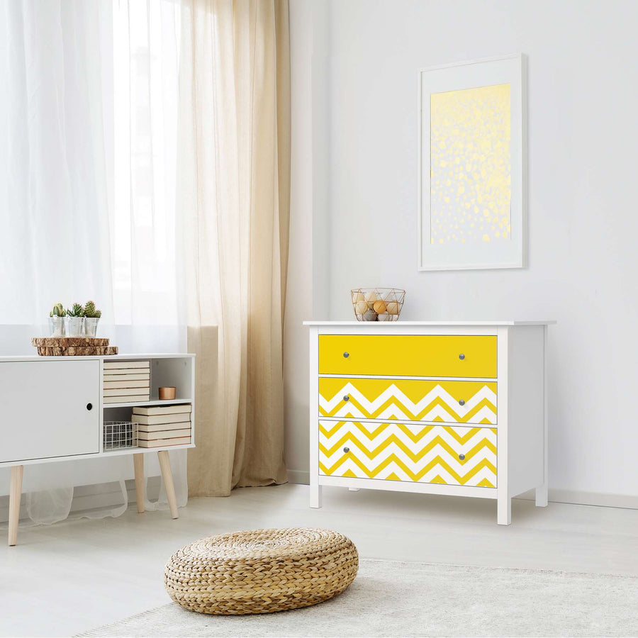 Möbelfolie Gelbe Zacken - IKEA Hemnes Kommode 3 Schubladen - Wohnzimmer
