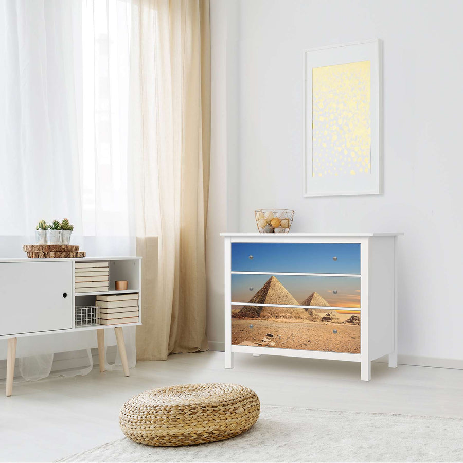 Möbelfolie Pyramids - IKEA Hemnes Kommode 3 Schubladen - Wohnzimmer