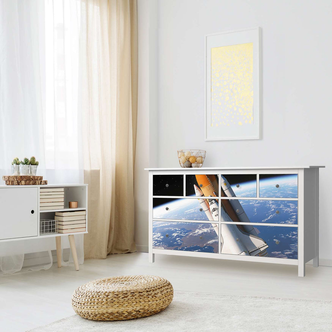 Möbelfolie Space Traveller - IKEA Hemnes Kommode 8 Schubladen - Wohnzimmer
