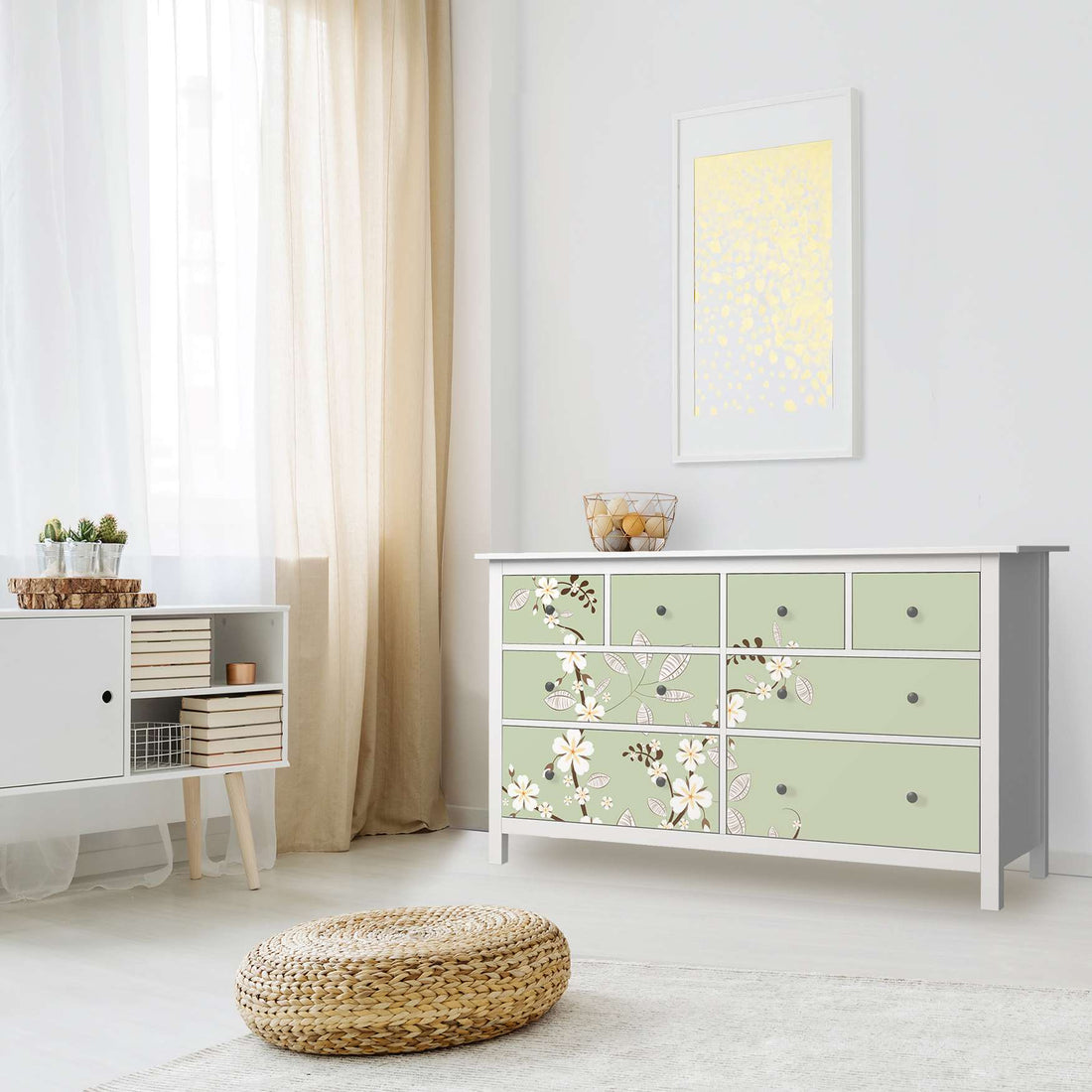 Möbelfolie White Blossoms - IKEA Hemnes Kommode 8 Schubladen - Wohnzimmer