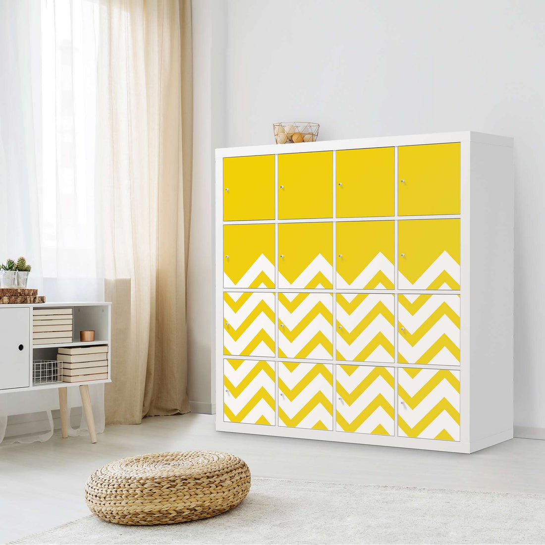 Möbelfolie Gelbe Zacken - IKEA Kallax Regal 16 Türen - Wohnzimmer