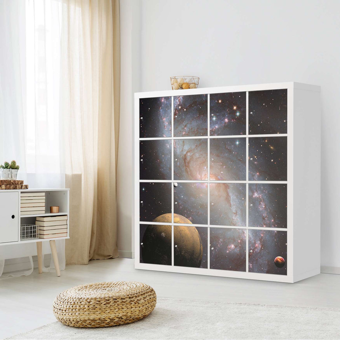 Möbelfolie Milky Way - IKEA Kallax Regal 16 Türen - Wohnzimmer