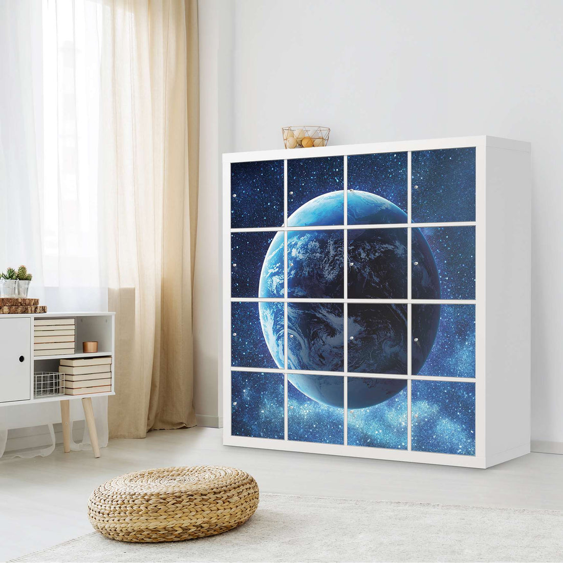 Möbelfolie Planet Blue - IKEA Kallax Regal 16 Türen - Wohnzimmer