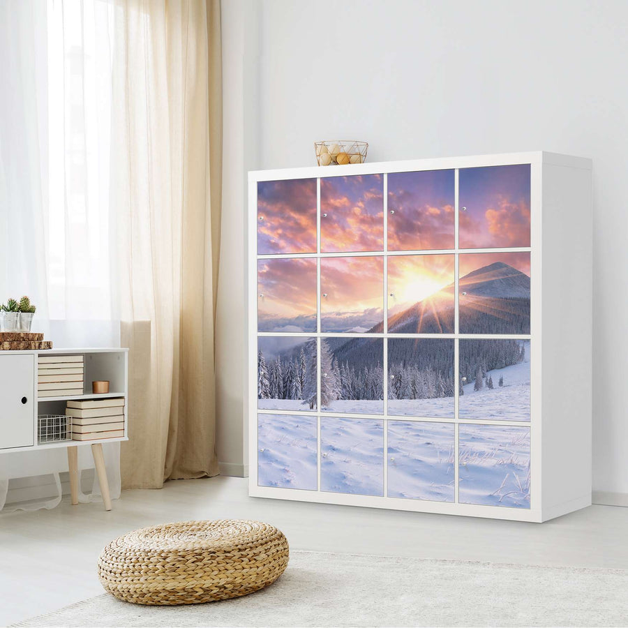 Möbelfolie Zauberhafte Winterlandschaft - IKEA Kallax Regal 16 Türen - Wohnzimmer