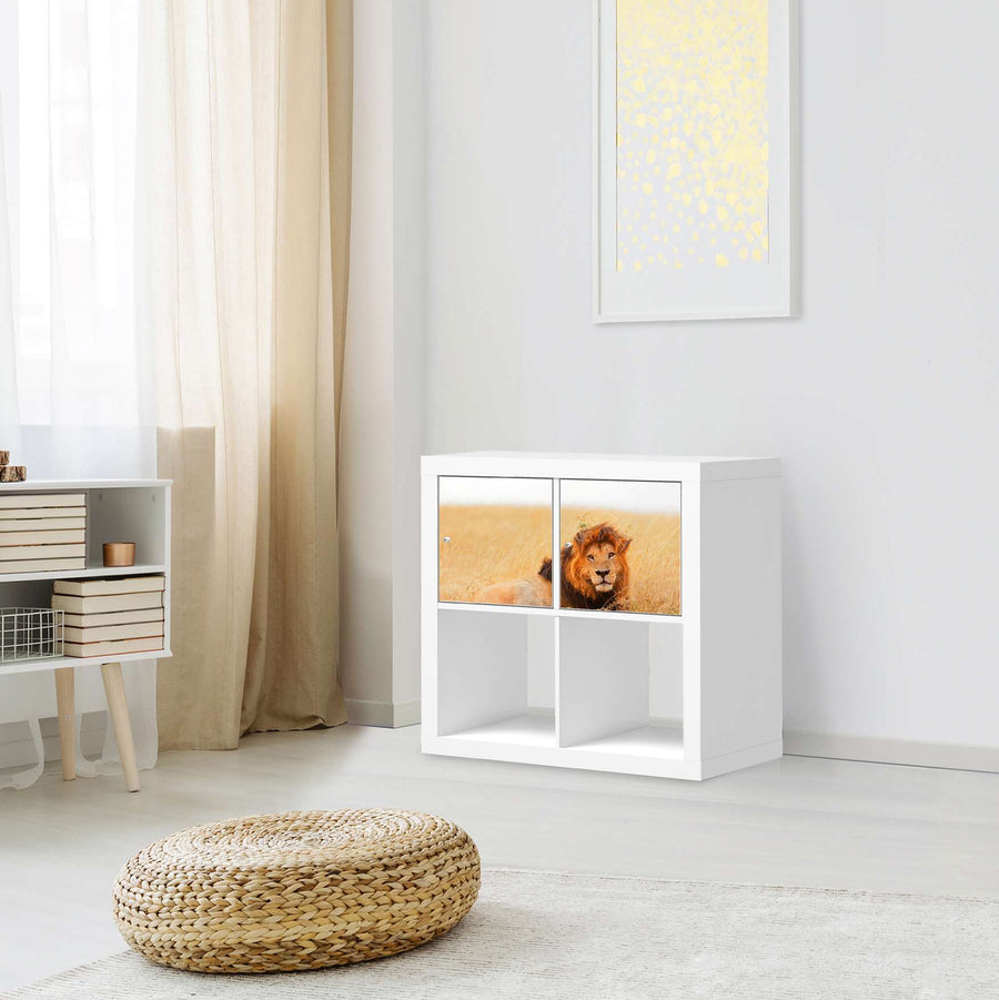 Möbelfolie Lion King - IKEA Kallax Regal 2 Türen Quer - Wohnzimmer