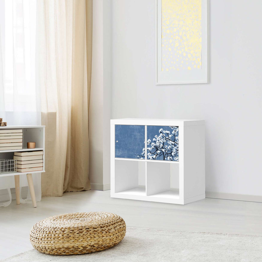 Möbelfolie Spring Tree - IKEA Kallax Regal 2 Türen Quer - Wohnzimmer