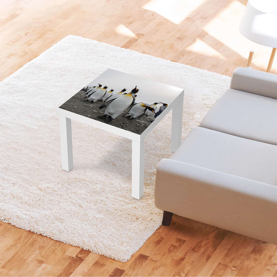 Möbelfolie Penguin Family - IKEA Lack Tisch 55x55 cm - Wohnzimmer