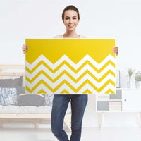Möbelfolie Gelbe Zacken - IKEA Lack Tisch 90x55 cm - Folie