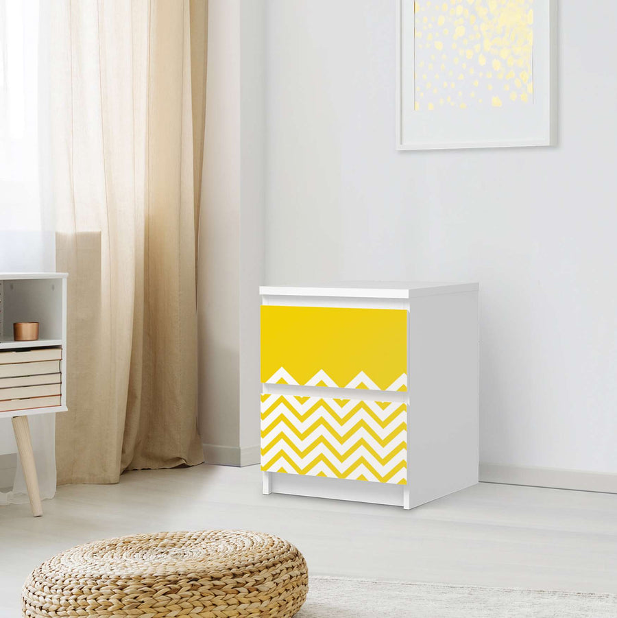 Möbelfolie Gelbe Zacken - IKEA Malm Kommode 2 Schubladen - Schlafzimmer