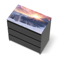 Möbelfolie Zauberhafte Winterlandschaft - IKEA Malm Kommode 3 Schubladen [oben] - schwarz