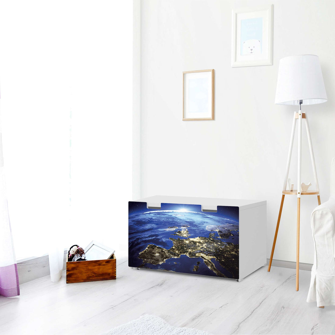 Möbelfolie Earth View - IKEA Stuva Banktruhe - Wohnzimmer