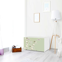 Möbelfolie White Blossoms - IKEA Stuva / Fritids Bank mit Kasten - Kinderzimmer