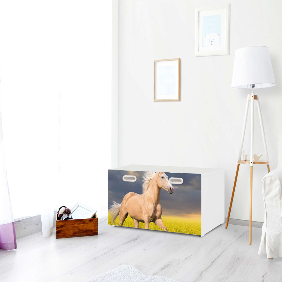 Möbelfolie Wildpferd - IKEA Stuva / Fritids Bank mit Kasten - Kinderzimmer