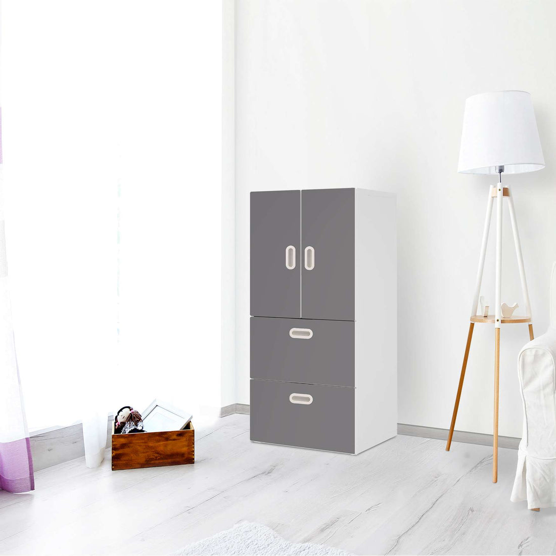 Möbelfolie Grau Light - IKEA Stuva / Fritids kombiniert - 2 Schubladen und 2 kleine Türen - Kinderzimmer